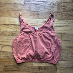 Cropped coral tank with elastic waistband